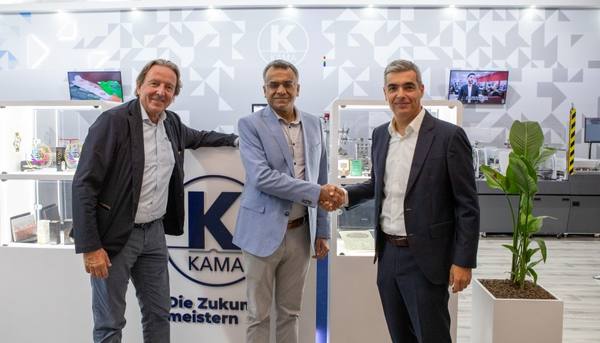 Vertragspartner KAMa und Printech trading am KAMA Messestand auf der drupa 2024